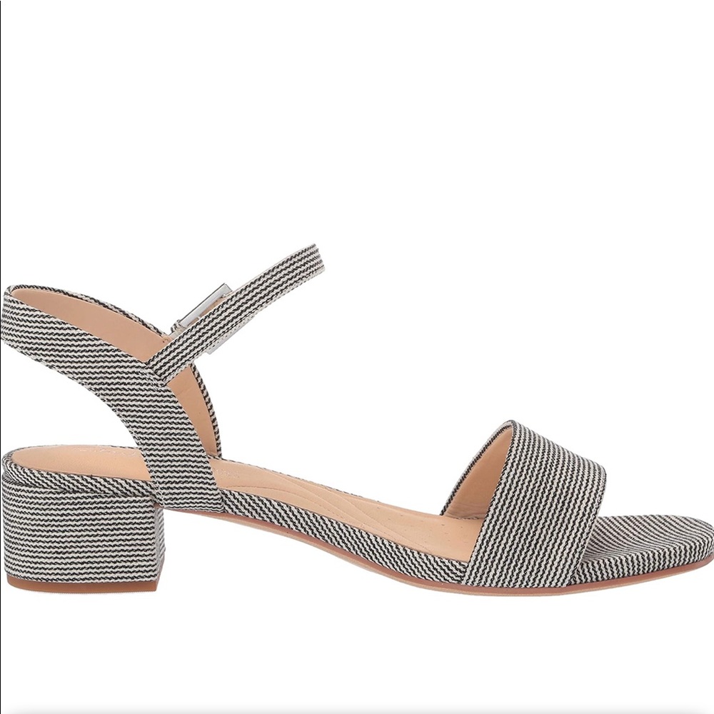 NWB Clark’s Sandals